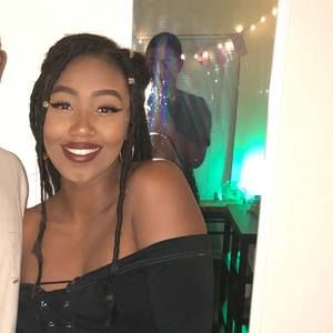 Meet your Posher, Lexi